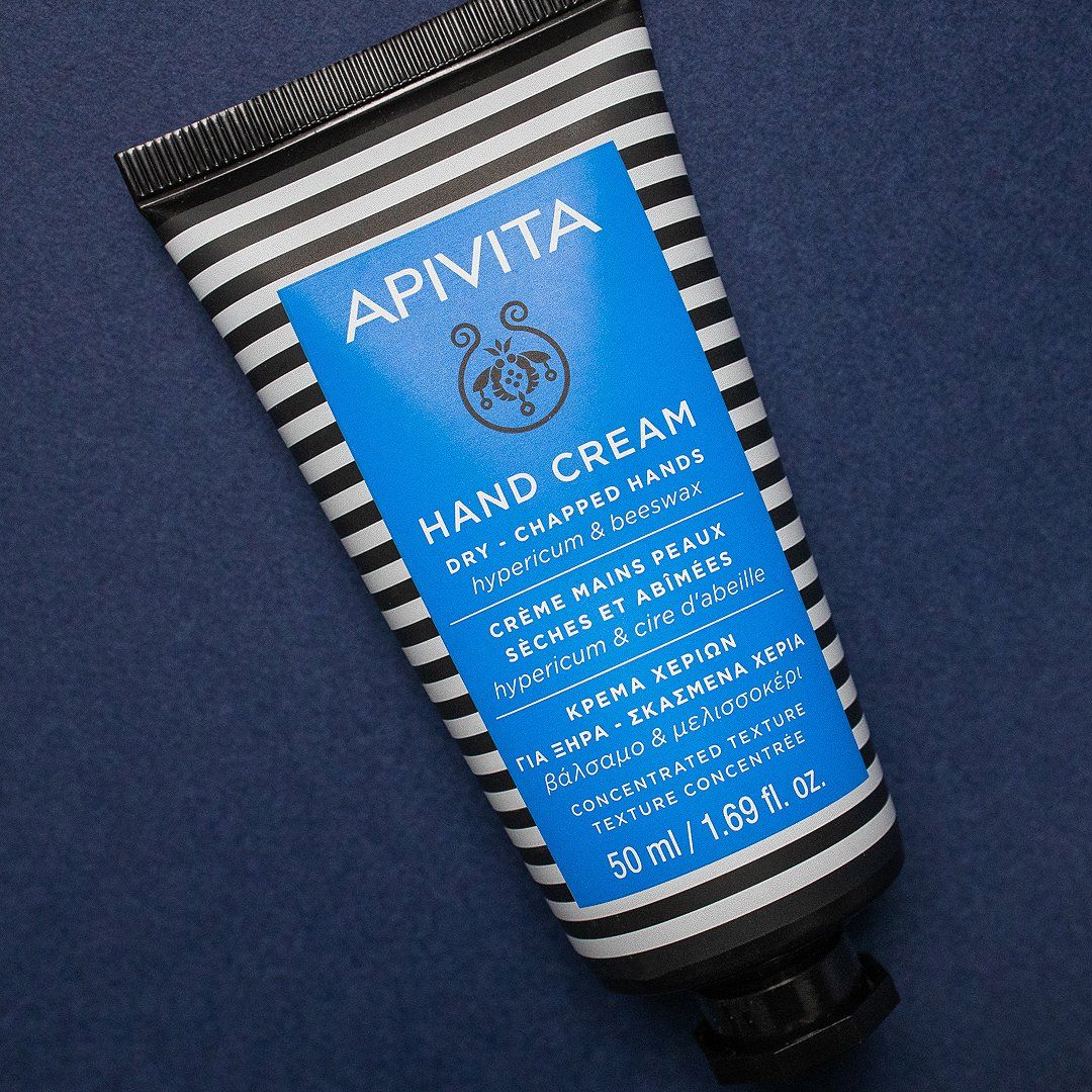 Hand Cream for Dry-Chapped Hands with Concentrated Texture