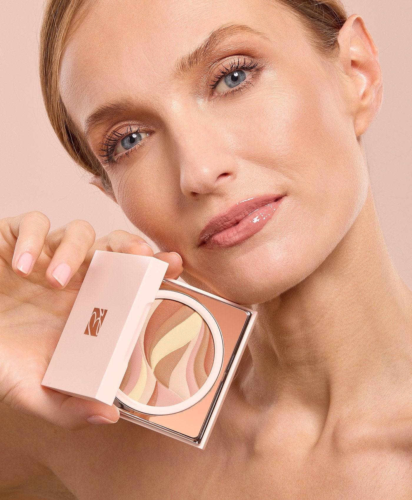 Sun Touch Compact Bronzing Powder