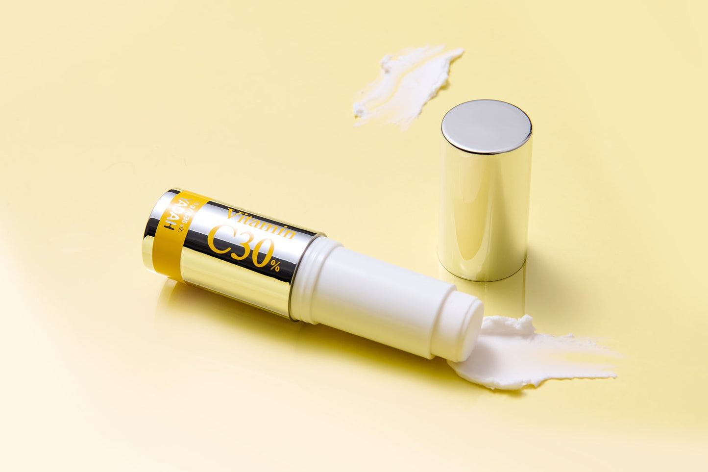 VITAMIN C 30 DARK SPOT CORRECTING BALM