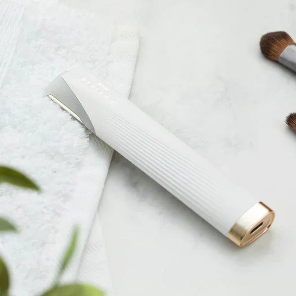 Stylpro  2-in-1 Light Up Sonic Dermaplane