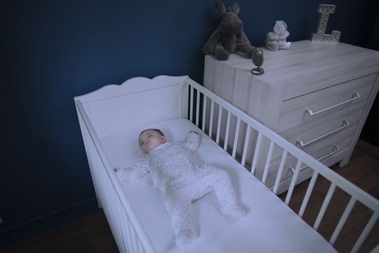 Essential video baby monitor