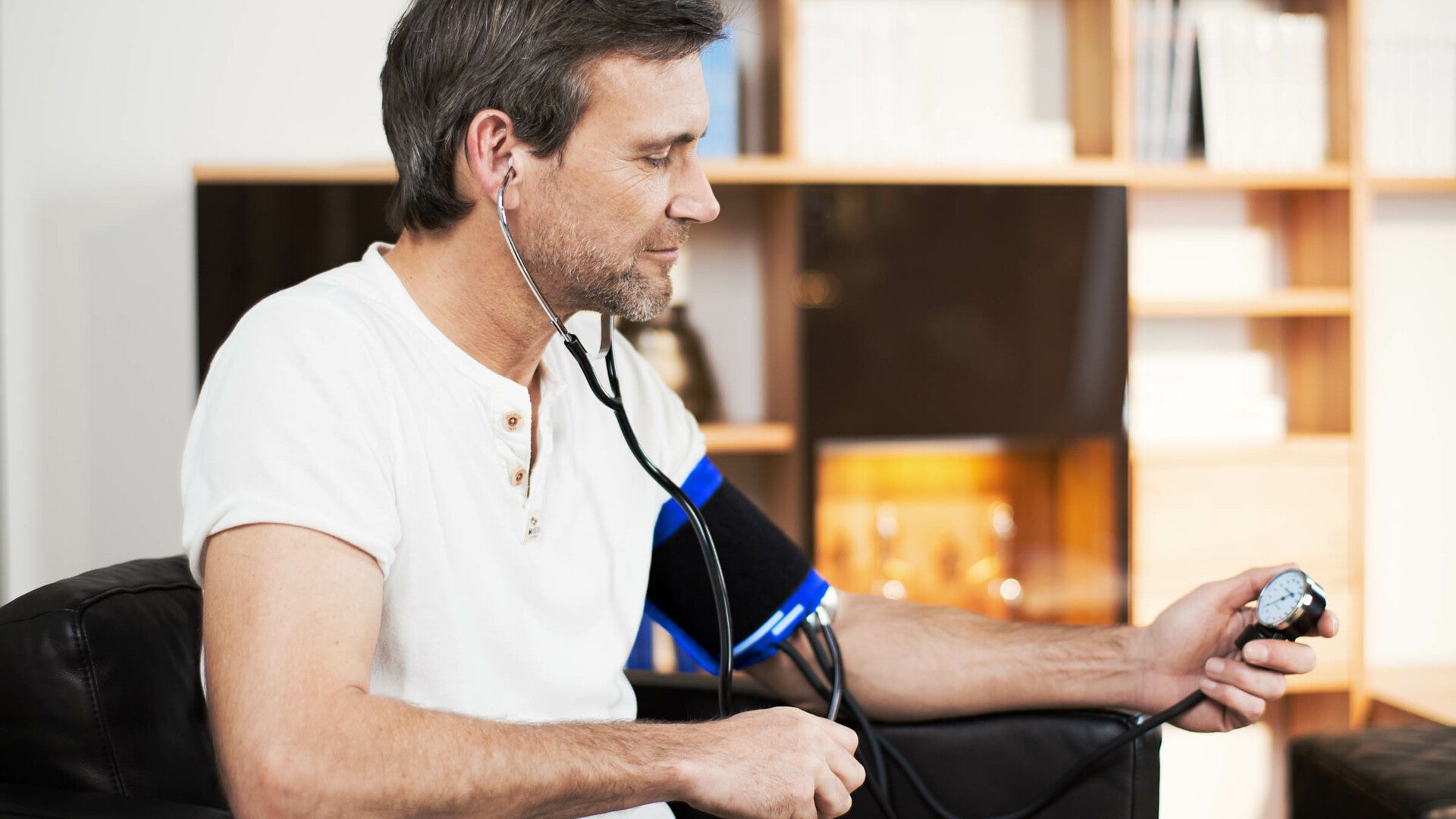 Aneroid blood pressure kit Basic