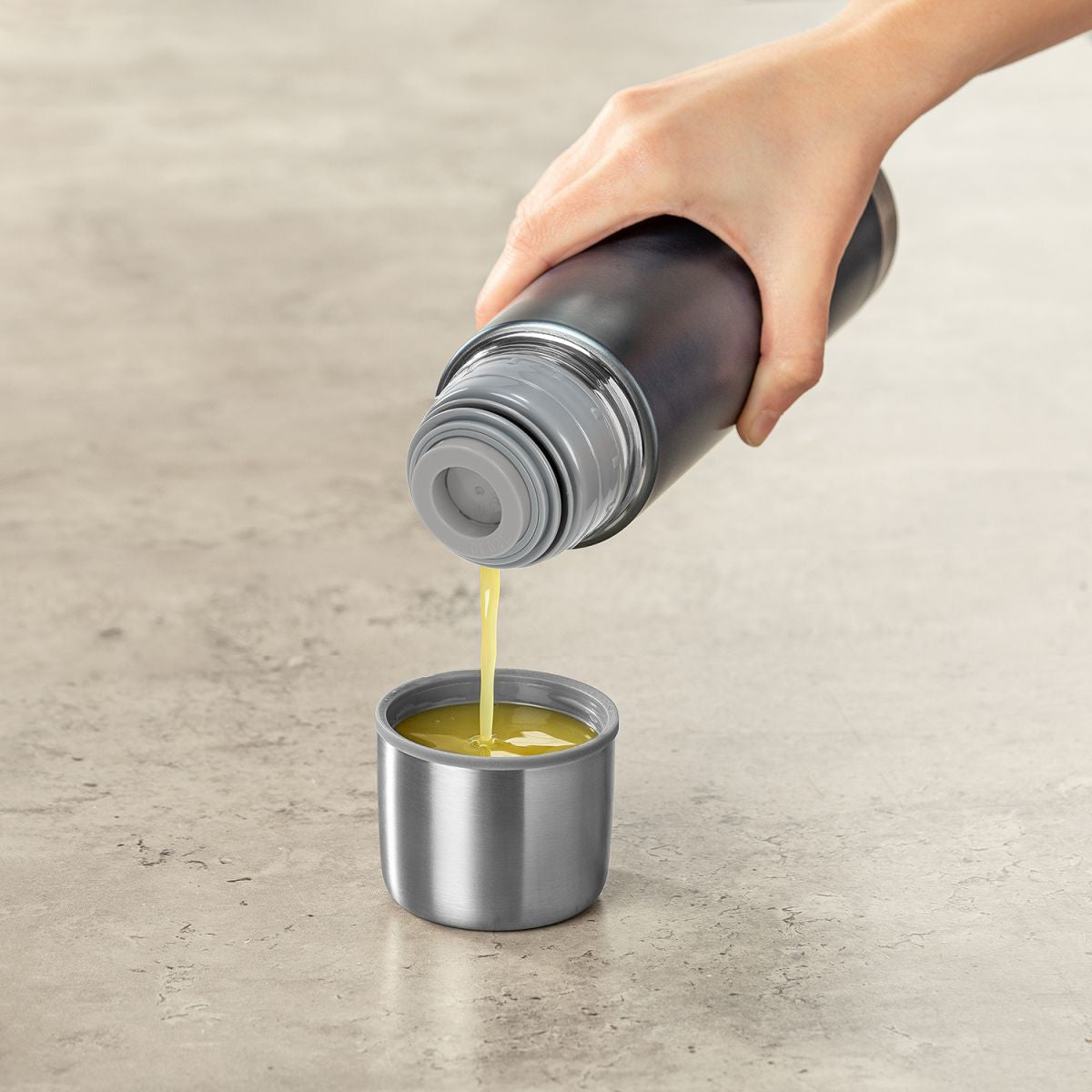 ColourCupstainless steel vacuum bottle, 500 ml, grey