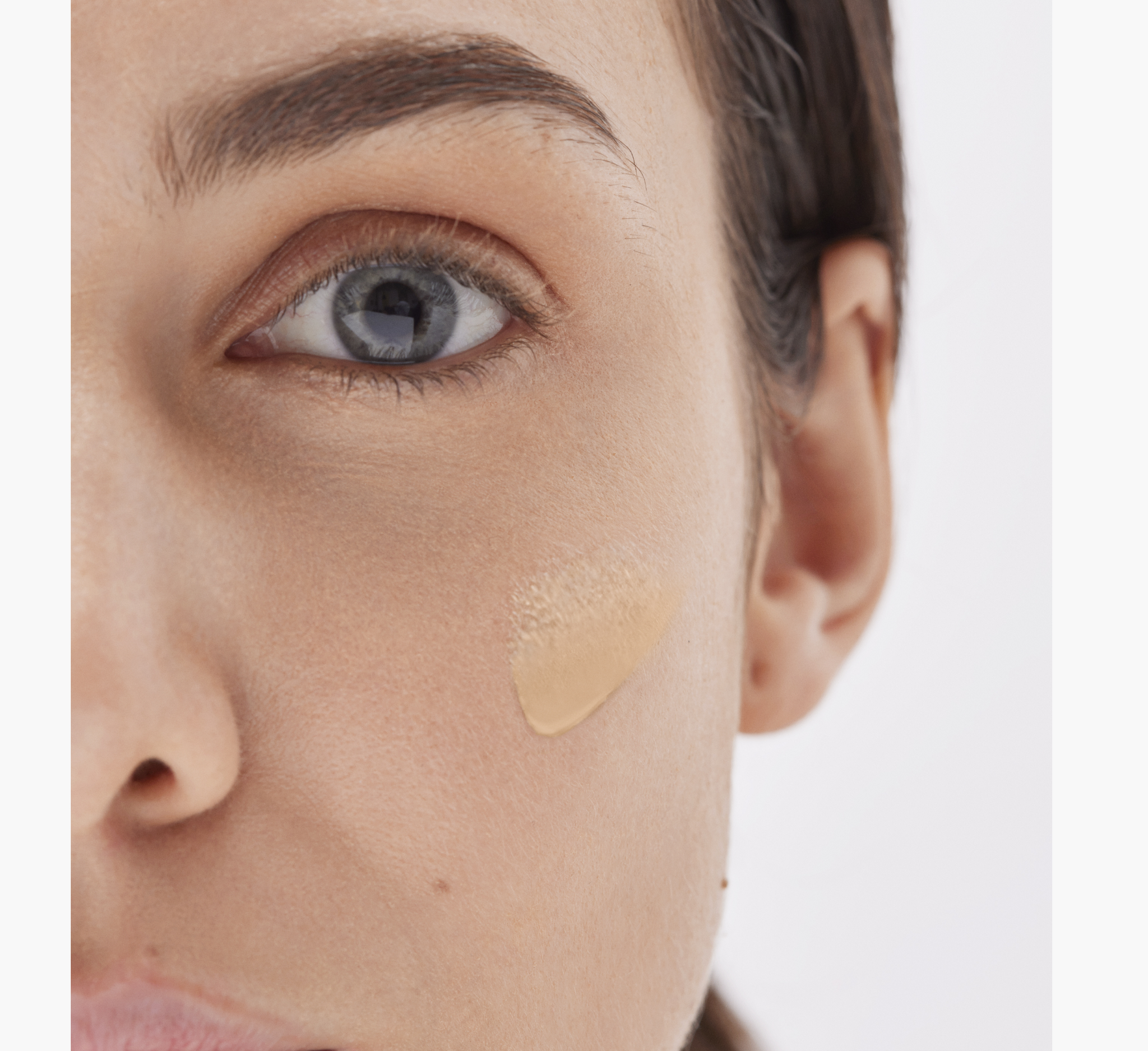 BABE Super Fluid Color Sunscreen SPF 50 *50ml