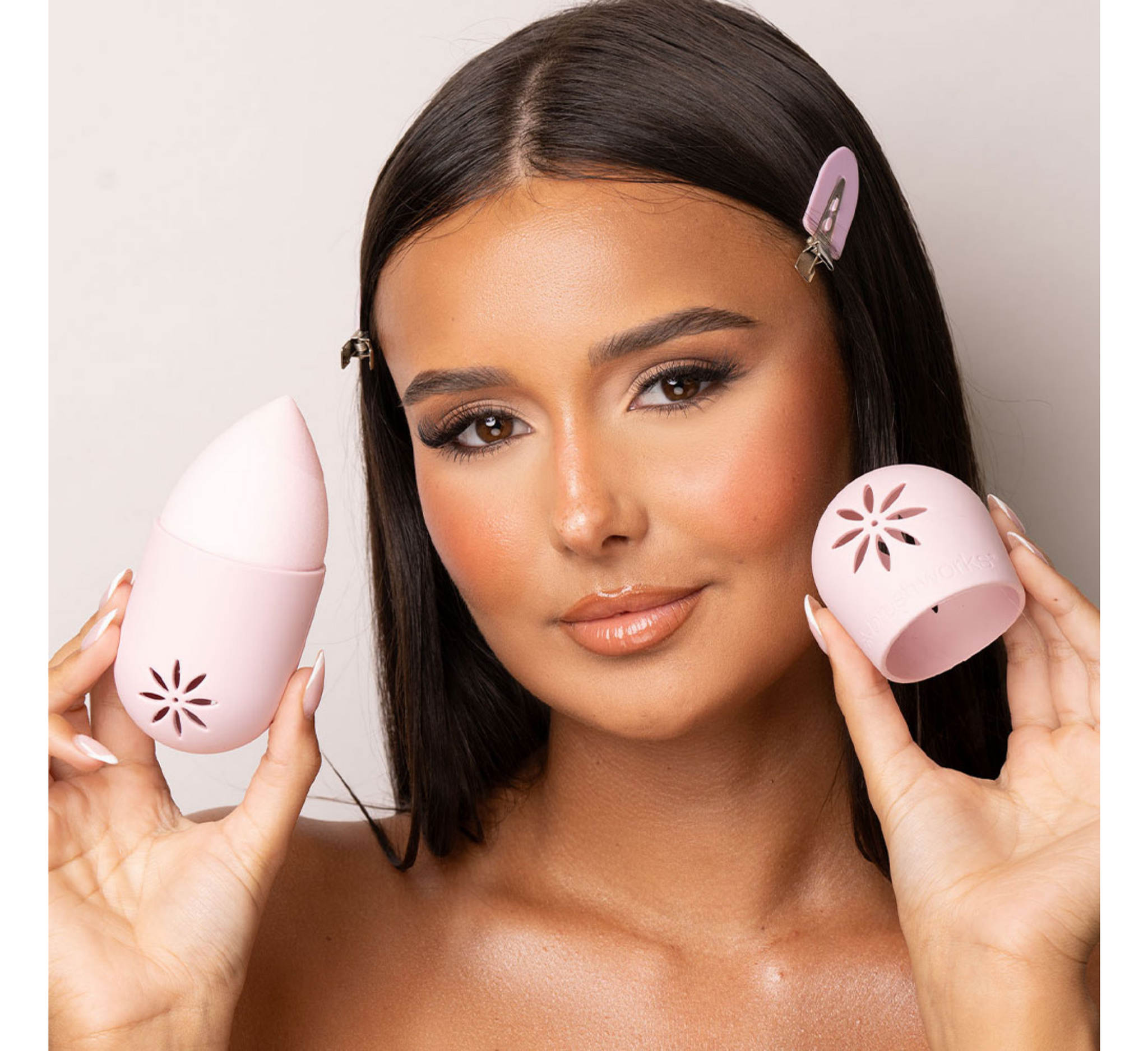 Brushworks Makeup Sponge Shield