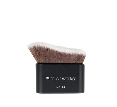 Brushworks Nr. 24 Furçë Përzierëse për Fytyrën dhe Trupin
