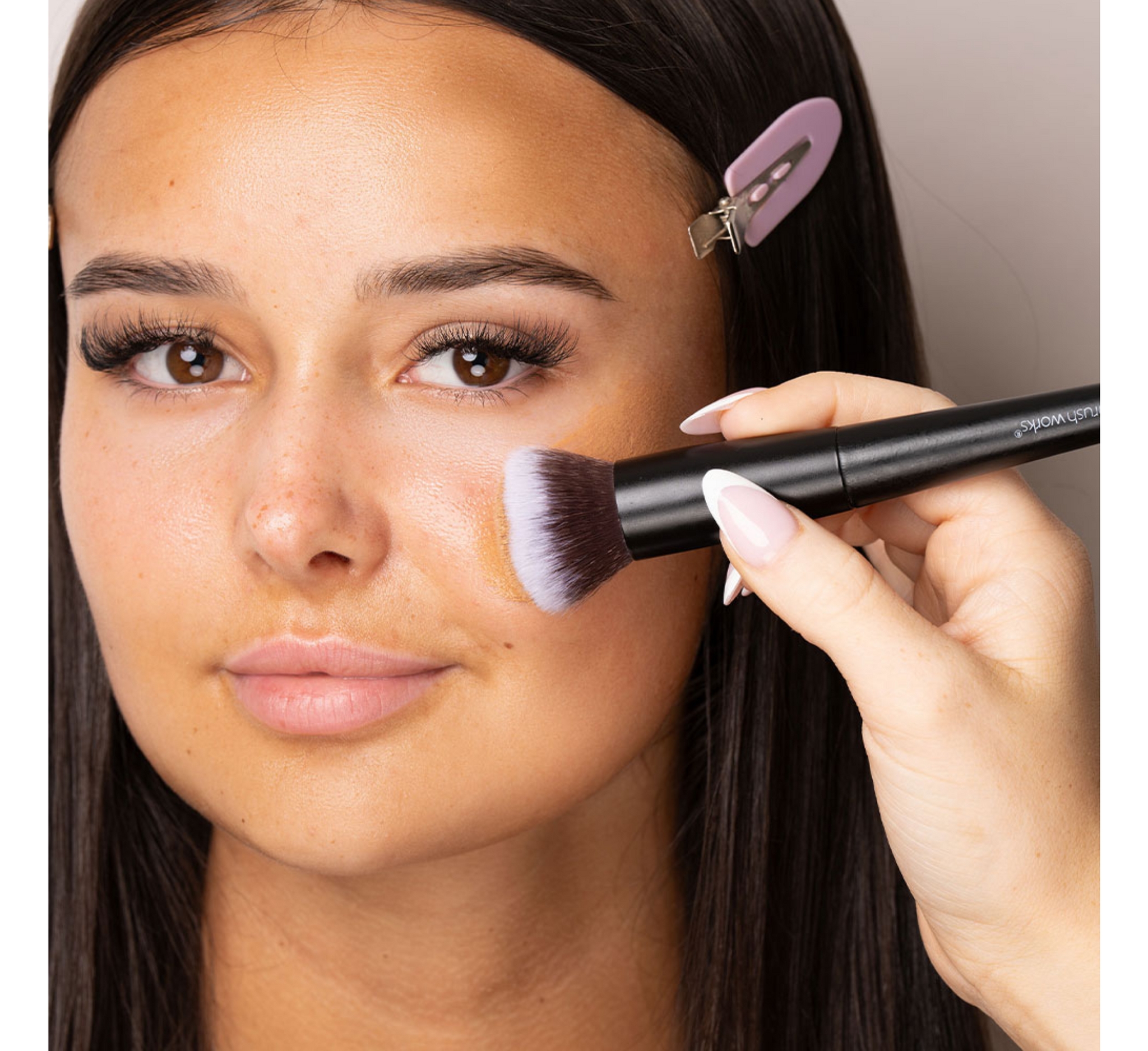 Brushworks No. 2 Buffing Foundation Brush