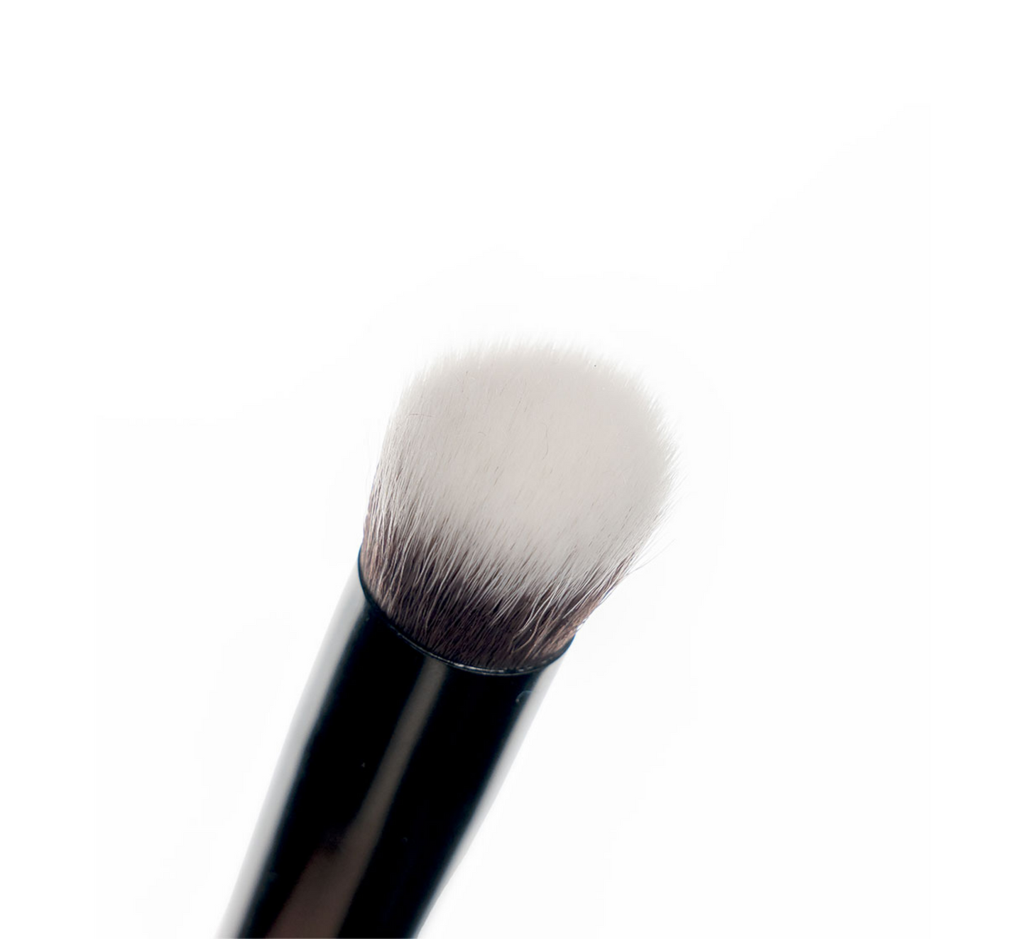 Brushworks No. 8 Precise Angled Concealer Buffing Brush