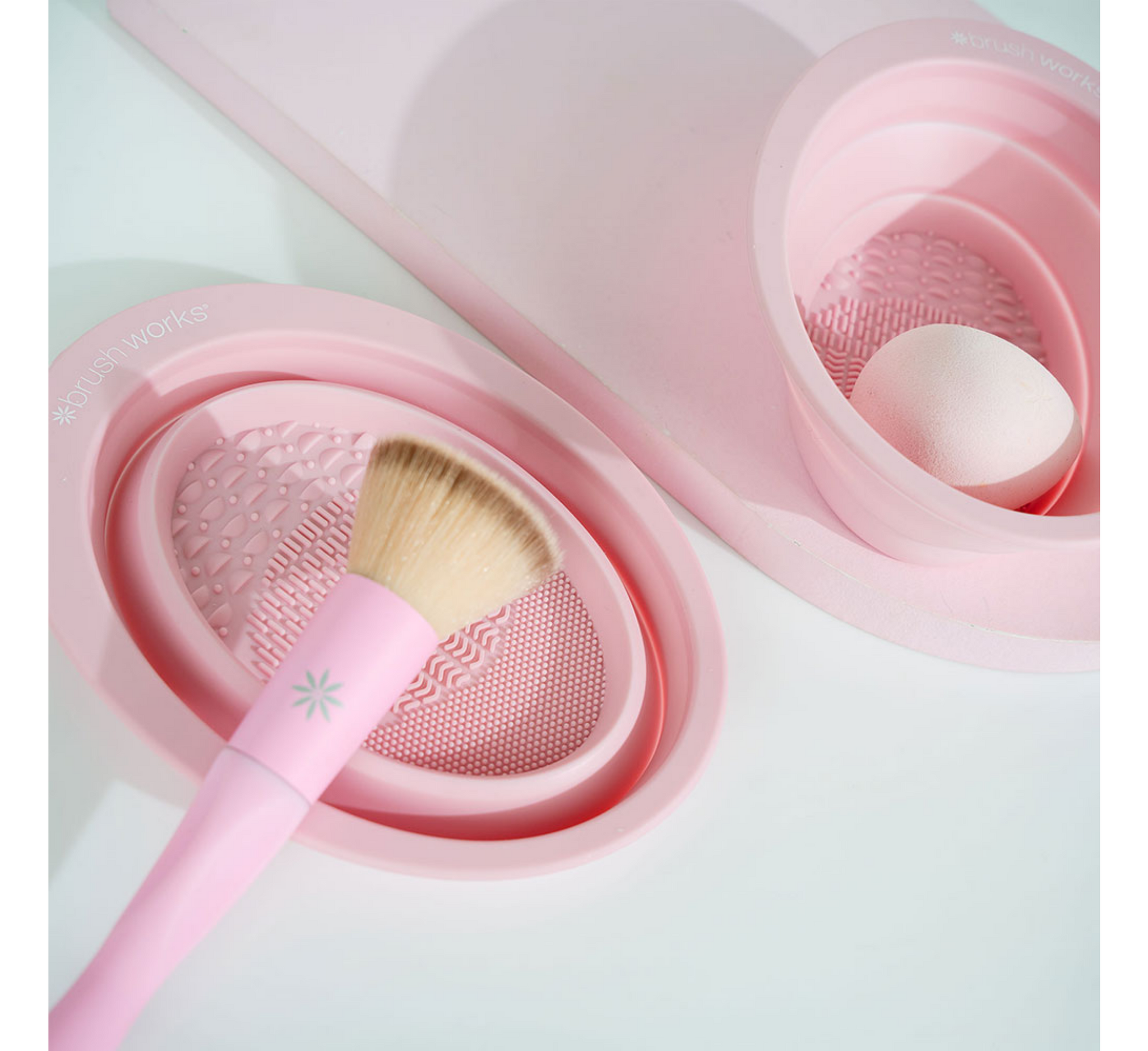 Brushworks Silicone Makeup Brush Cleaning Bowl