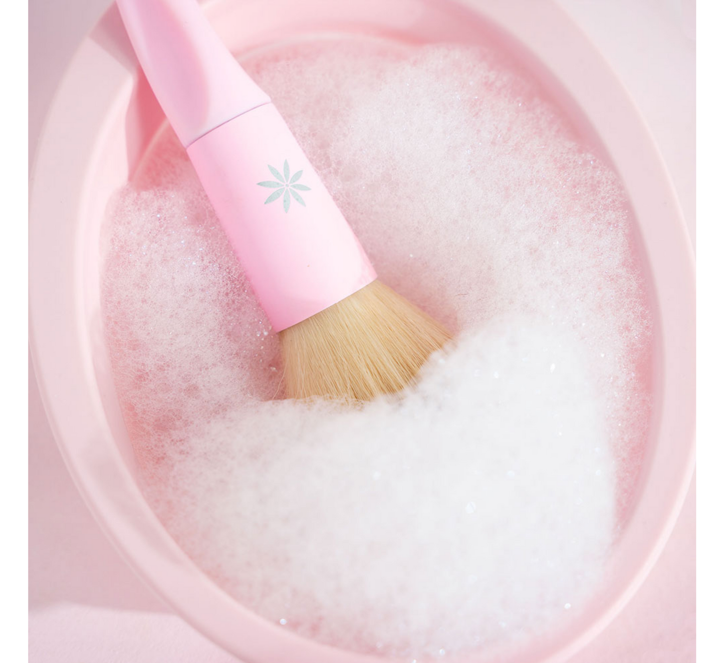 Brushworks Silicone Makeup Brush Cleaning Bowl