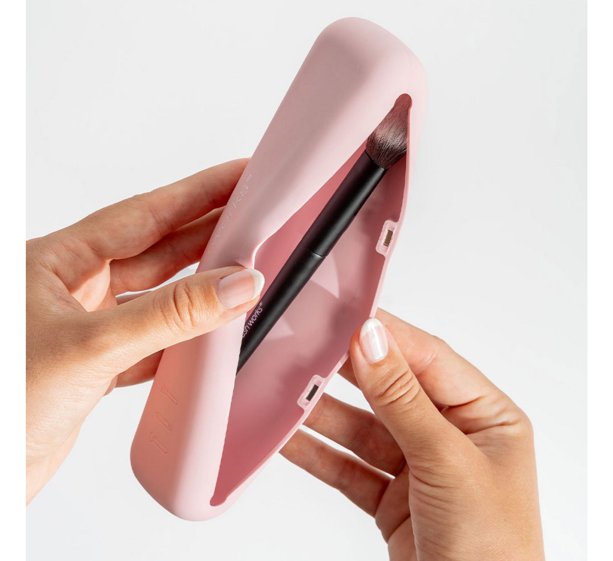 Brushworks Silicone Makeup Brush Shield