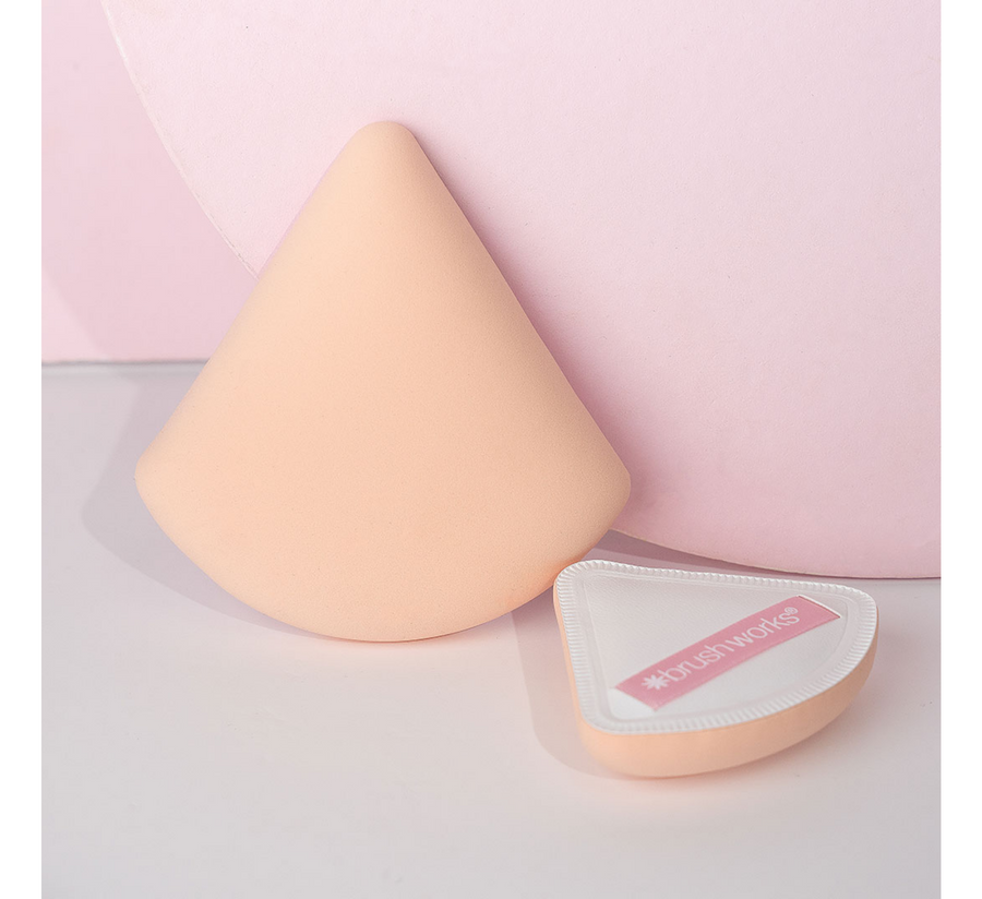 Jastëk Brushworks Triangular Puff Duo