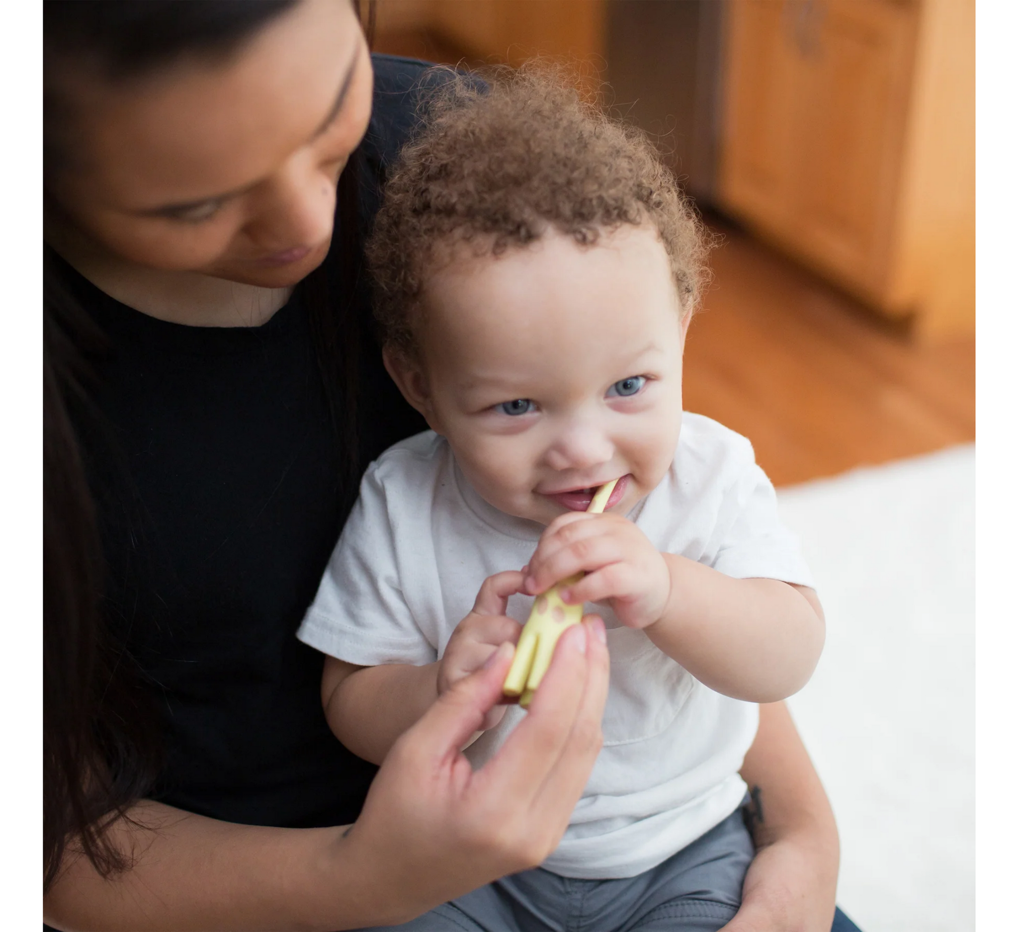 Dr. Brown's Infant-to-Toddler Toothbrush Giraffe (0-3 Years)