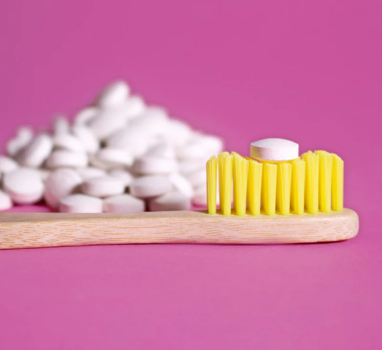 Tableta paste dhëmbësh Humble Natural Pa fluor - Mente e freskët