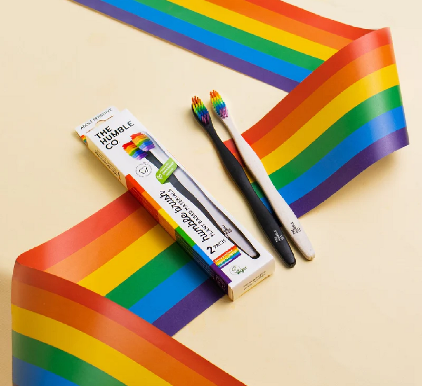 Furça dhëmbësh Humble me bazë bimore me 2 copë