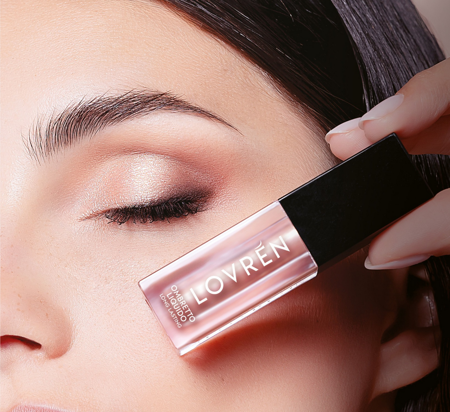 Lovren OML Ombretto Liquido Long Lasting (Hije e lëngshme për sy)