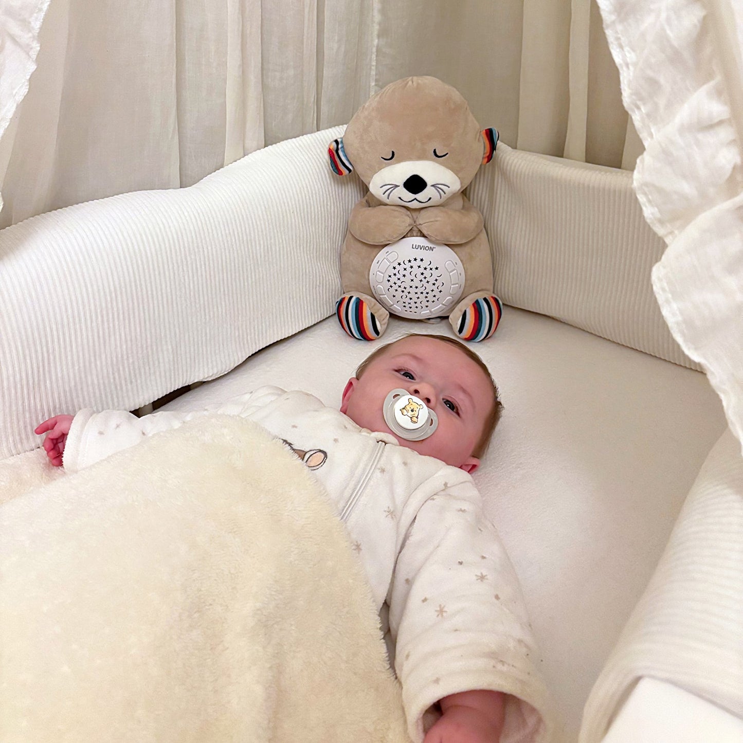 LUVION® Moon-Glow Otter