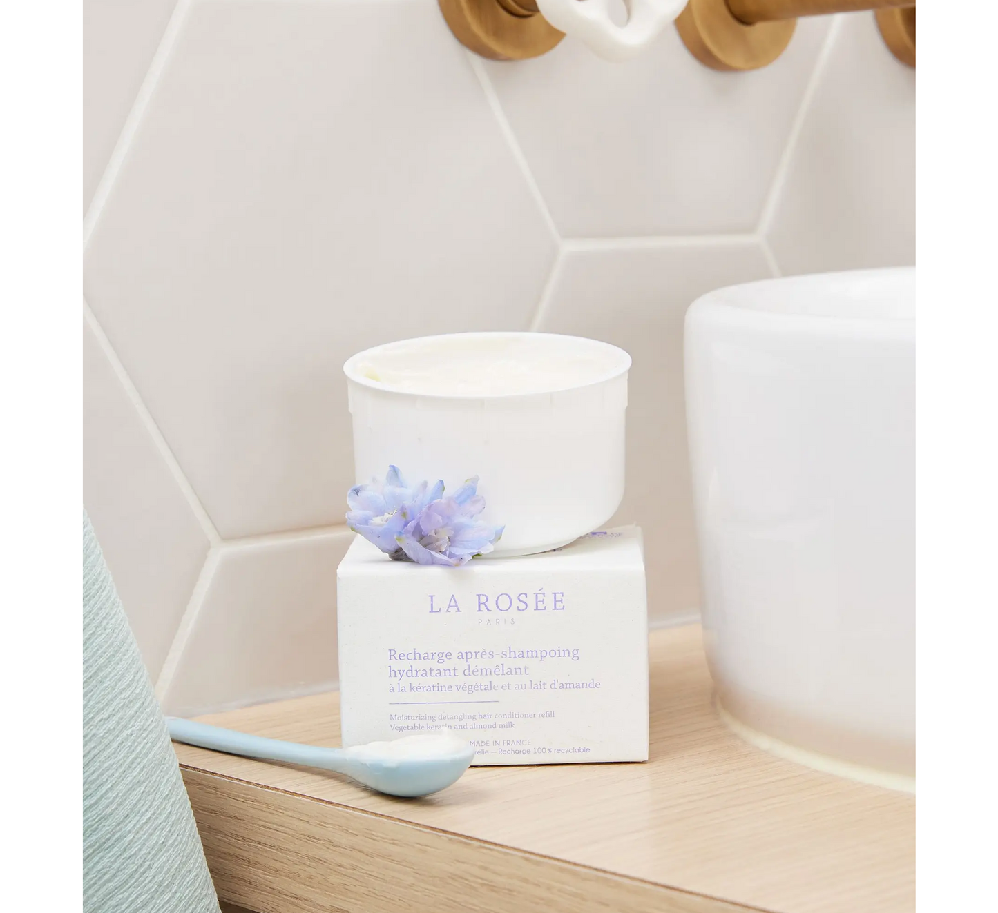 Balsam Hidratues për Flokët që Zbërthen Çrregullimet *200gr