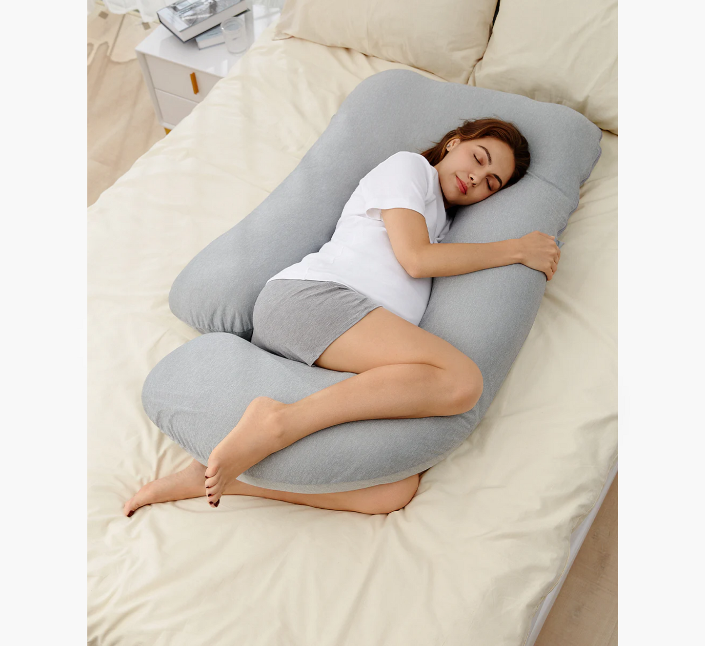 Jastëk trupi për nënë në formë U - Momcozy Huggable