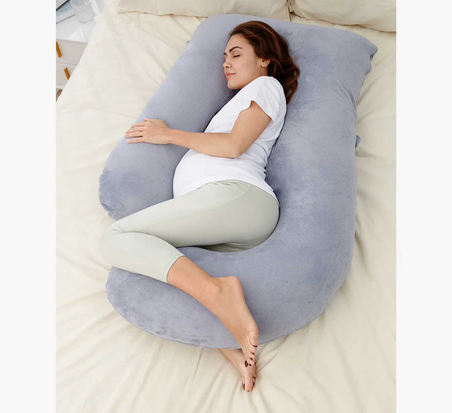 Jastëk trupi për nënë në formë U - Momcozy Huggable