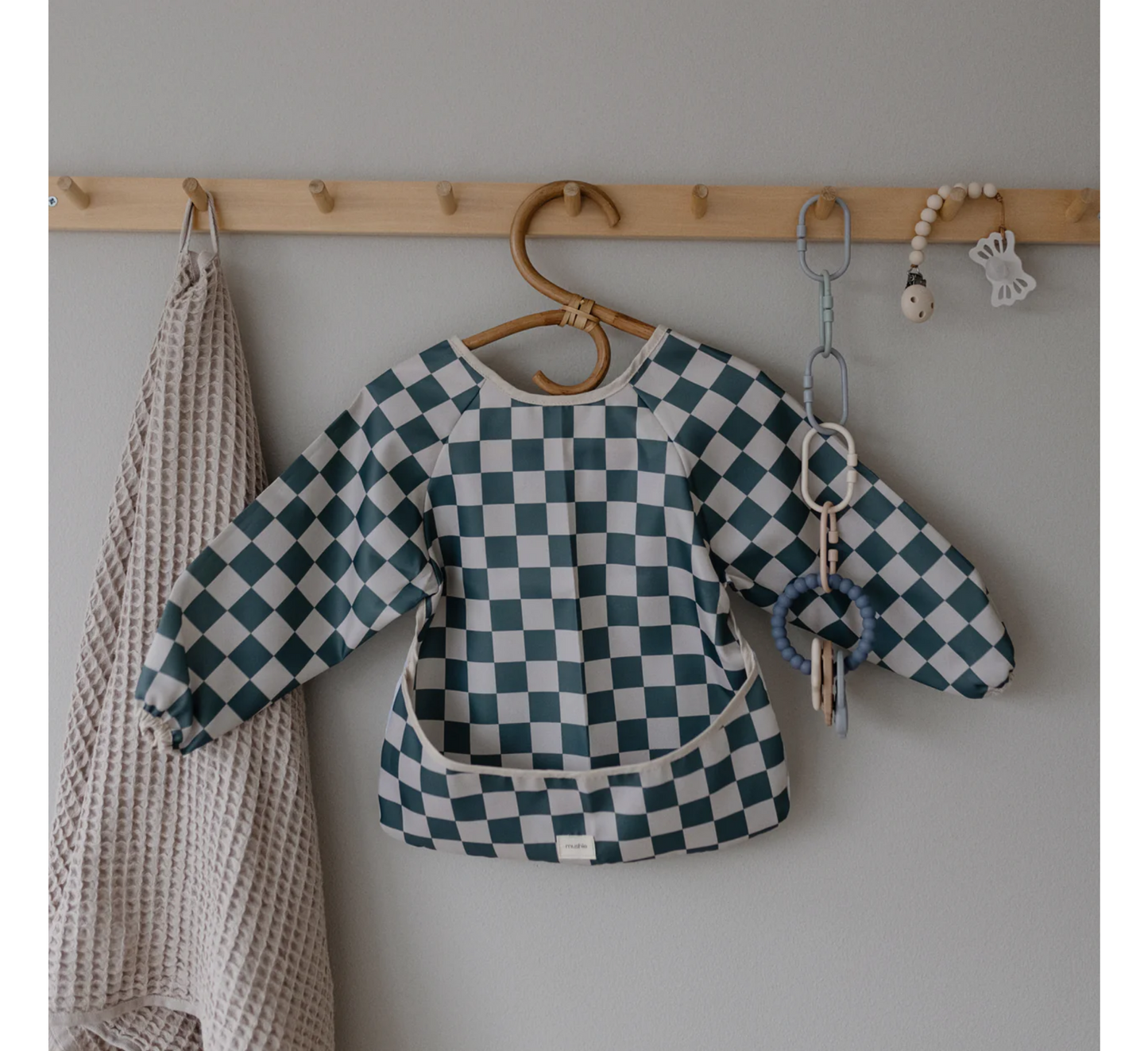 Mushie Baby Long Sleeve Bib