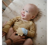 Doreza dhëmbësh Mushie për fëmijë 3 muajsh+