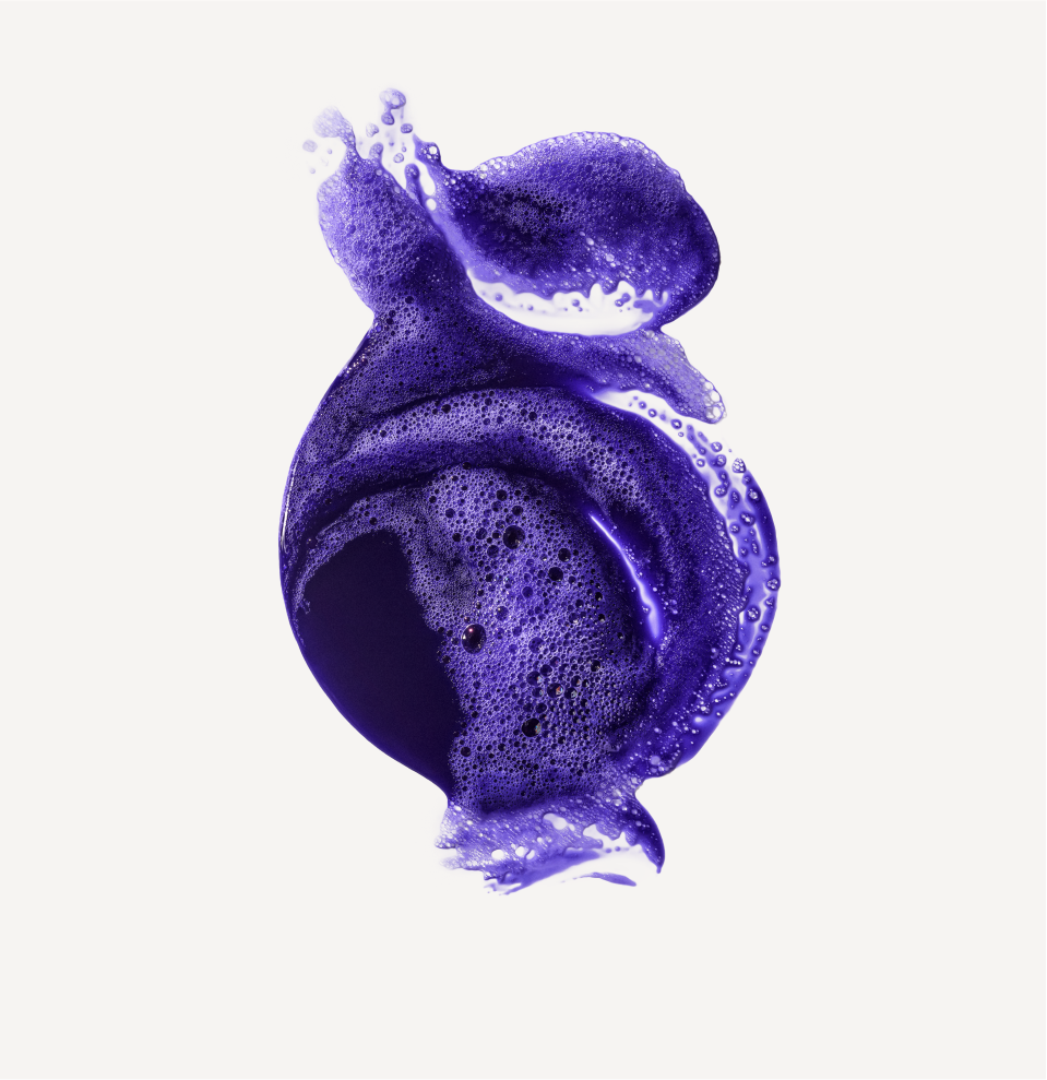 Nº.4P BLONDE ENHANCER™ TONING SHAMPOO