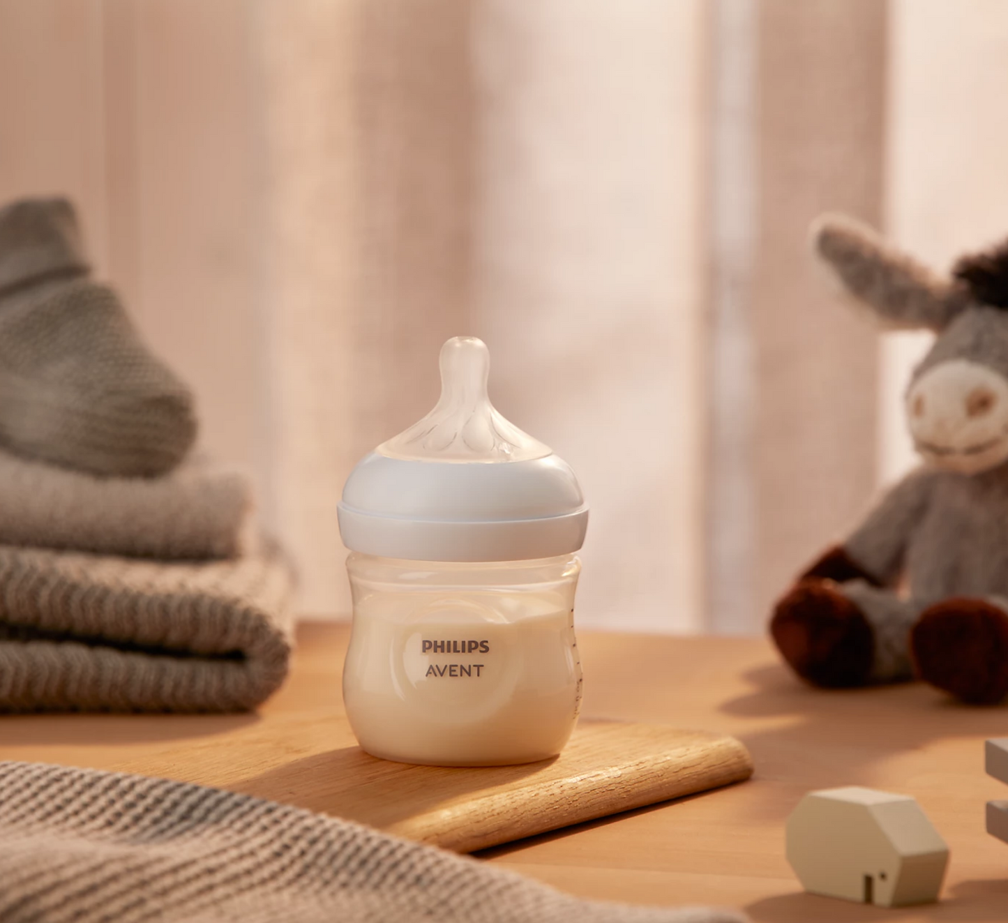 Set Dhurate për Bebe Philips Avent SCD837/10 Natural Response (Shishe 125ml + Mbajtëse për Fërkim) 