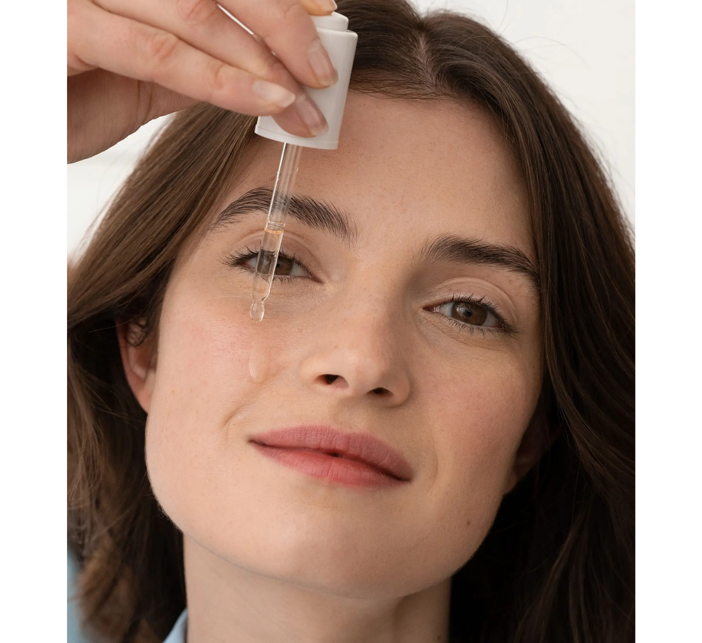 Serum për Fytyrën që Plotëson me 5 Vajra Bimorë Organikë *30ml