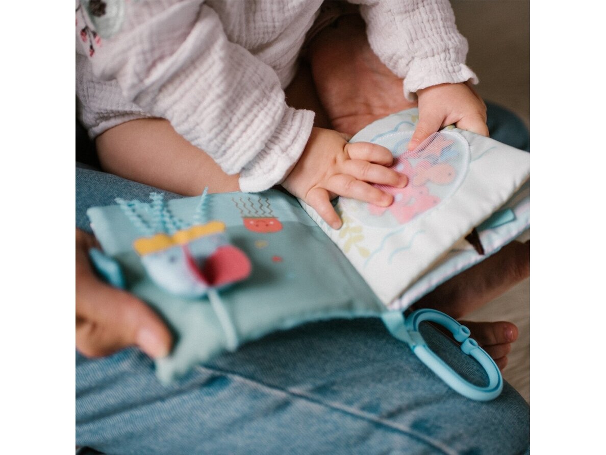 Babyono SEA WORLD sensory book 1532