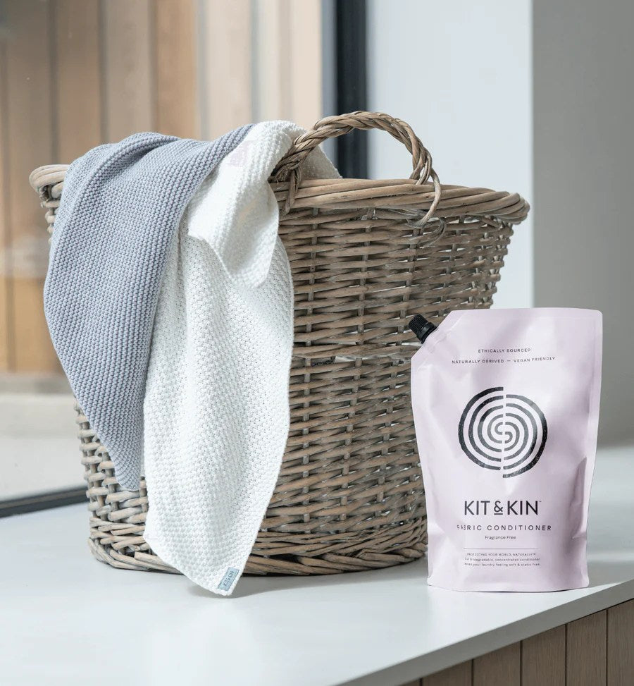 Fabric conditioner (1L refill pouch)