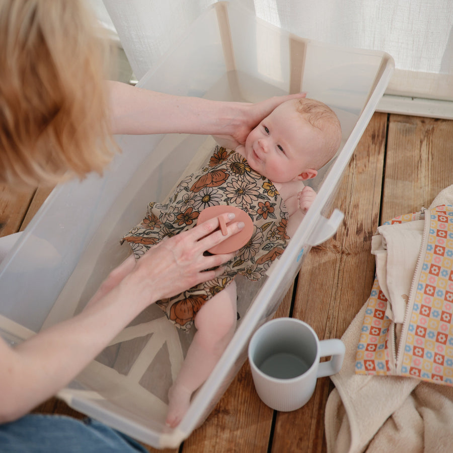 Mushie Bath Rinse Cup