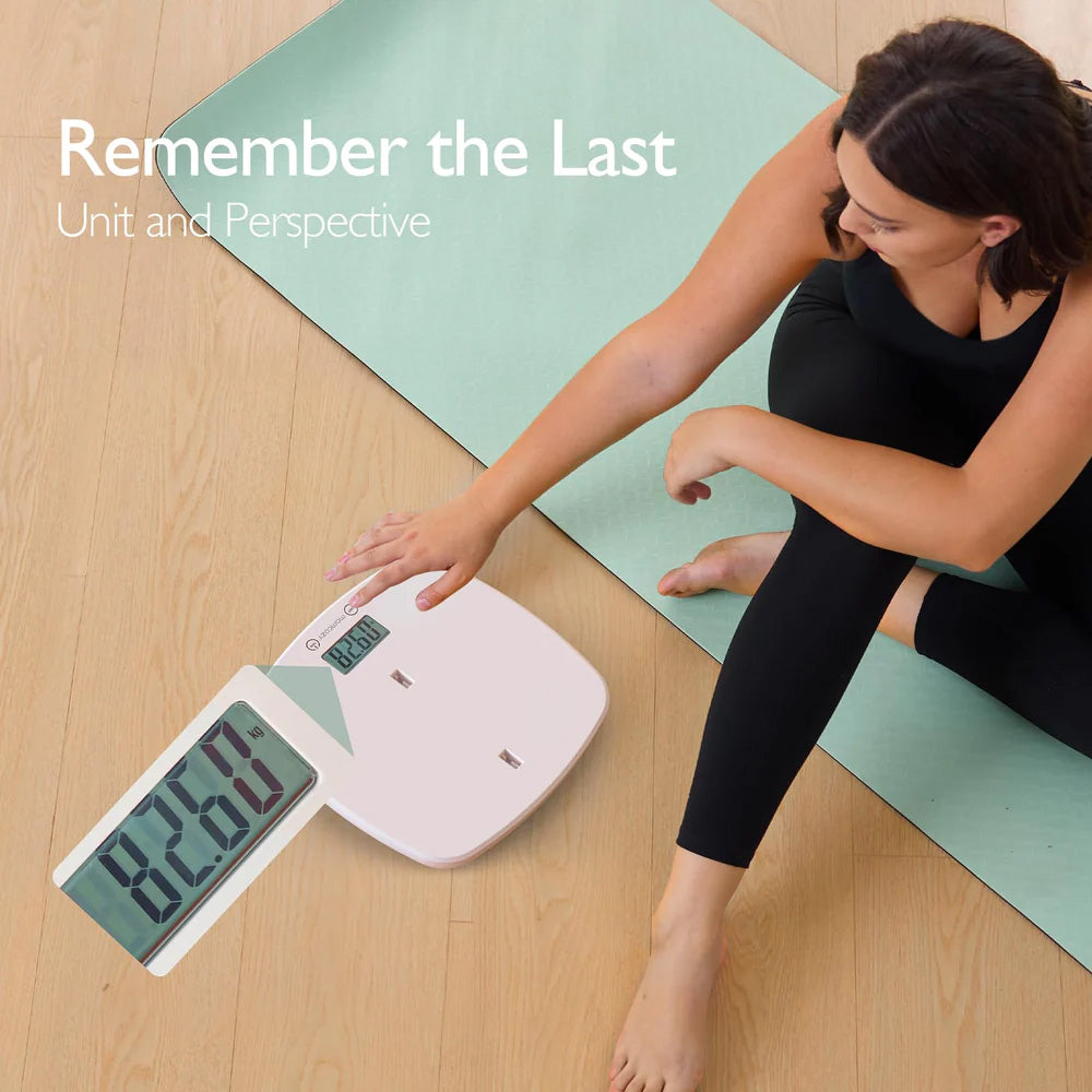 Momcozy – Multi-Function Baby Scale