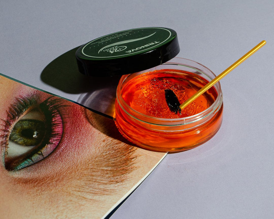Trinova Eyebrow Shaper Gel